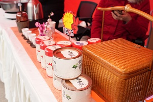 “百米小巷”人潮涌動(dòng)！瑞方人力助力2025年武侯區(qū)春風(fēng)行動(dòng)專場招聘會“開門紅” 第11張