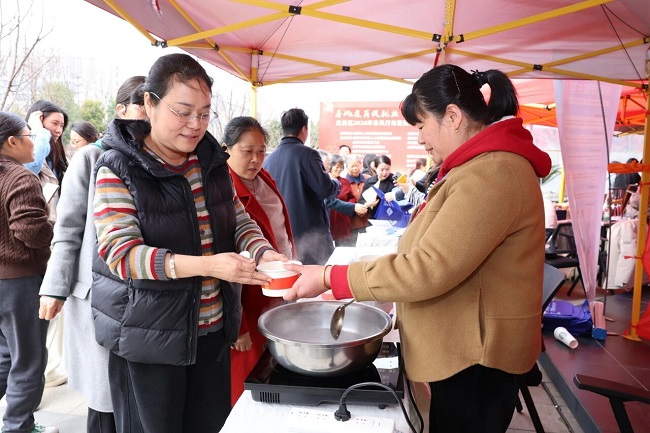 “就”在武侯 “職” 赴新程——瑞方人力助力武侯區(qū)舉辦2026年春風(fēng)行動(dòng)專(zhuān)場(chǎng)招聘會(huì) 第13張 “就”在武侯 “職” 赴新程——瑞方人力助力武侯區(qū)舉辦2026年春風(fēng)行動(dòng)專(zhuān)場(chǎng)招聘會(huì) 第13張